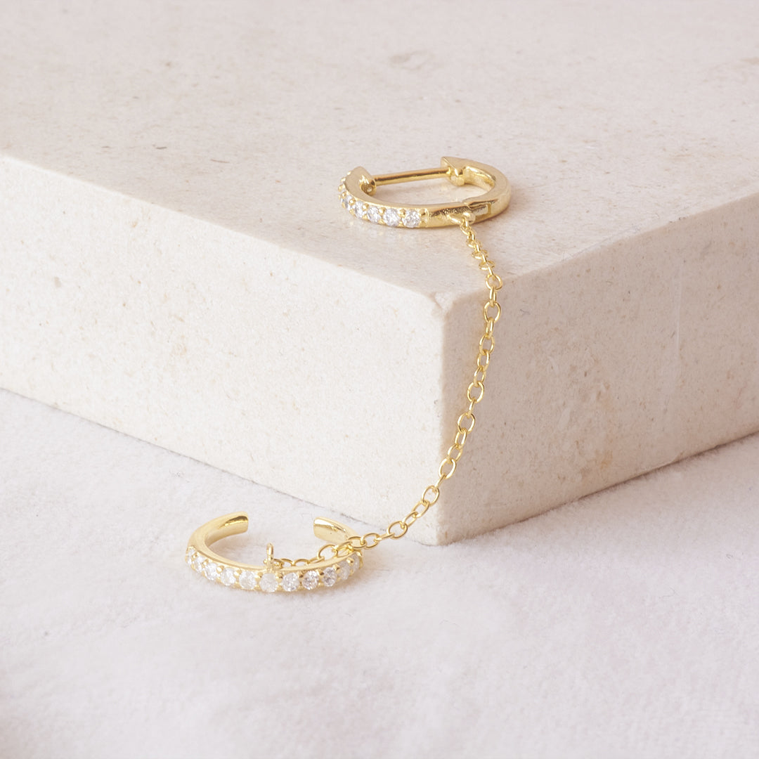 Alicia Golden Cuff y Hoop Chain